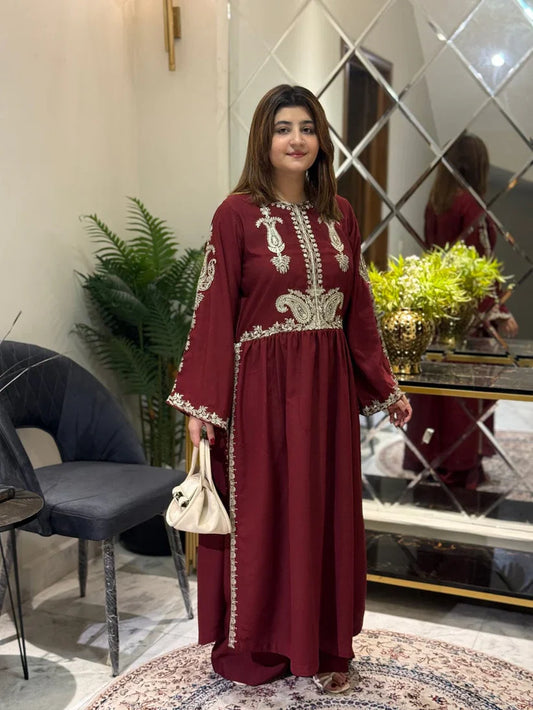 Alisbha Maroon Embroidered 2pc